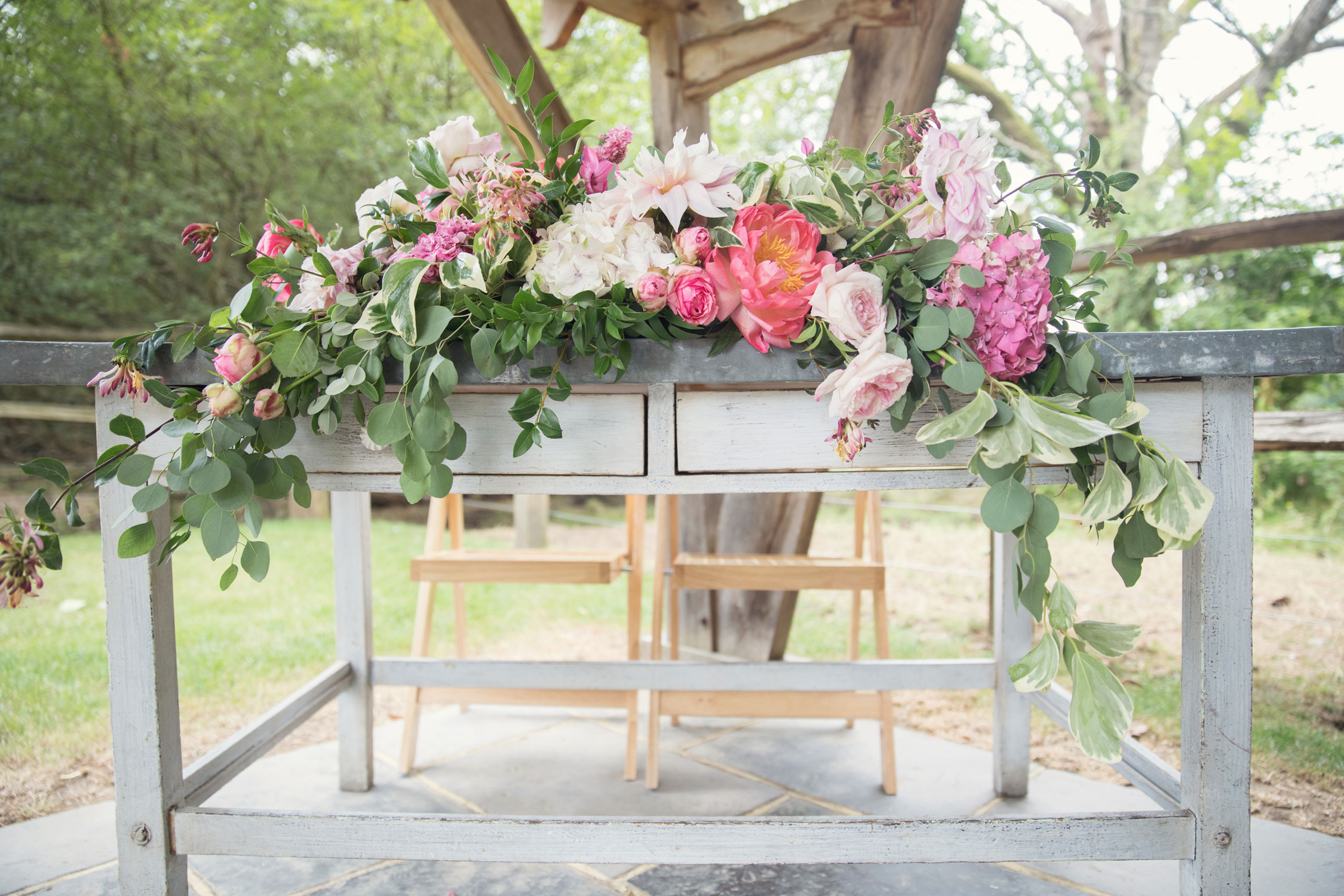 ArborFlowers04--Burn-Kerry-Ann-Duffy,-Bloomingayles ArborFlowers04--Burn-Kerry-Ann-Duffy,-Bloomingayles