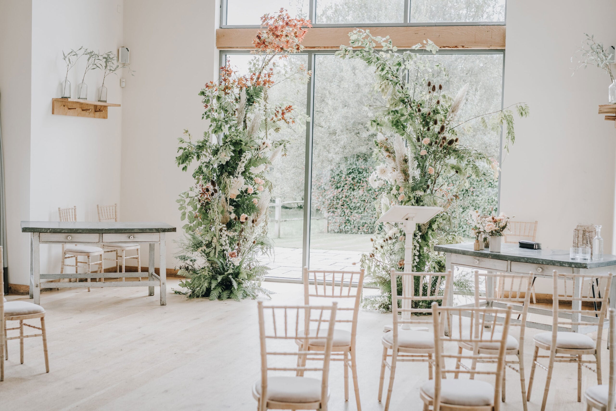 Micro-Weddinf-Ceremony-at-Millbridge-Court-Surrey Micro-Weddinf-Ceremony-at-Millbridge-Court-Surrey